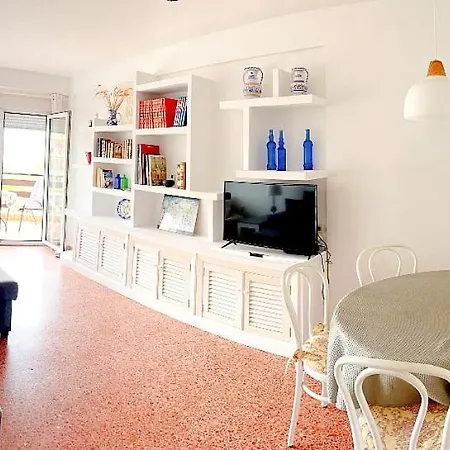 Urbanización, 2 Dormitorios, Gran Terraza Con Vista Al Mar, Wi-fi, Parking Y Piscina * Roquetas de Mar