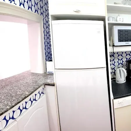 Roquetas De Mar: Seafront Terrace With Pool & Parking Apartment