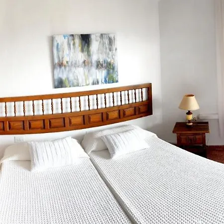 Roquetas De Mar: Seafront Terrace With Pool & Parking *