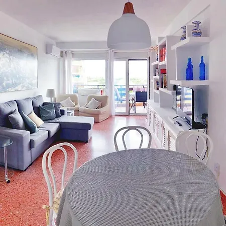 Urbanizacion, 2 Dormitorios, Gran Terraza Con Vista Al Mar, Wi-fi, Parking Y Piscina Apartmán