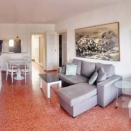 Apartmán Urbanizacion, 2 Dormitorios, Gran Terraza Con Vista Al Mar, Wi-fi, Parking Y Piscina