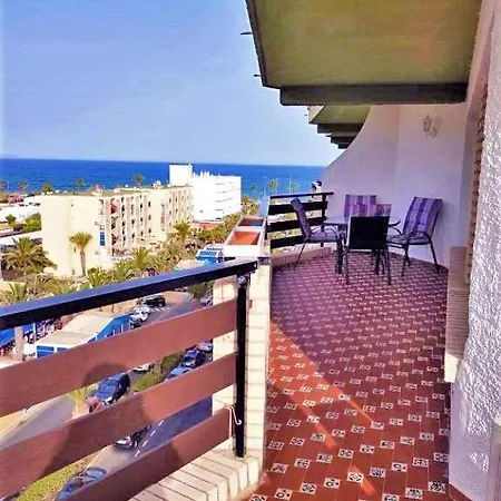 Urbanizacion, 2 Dormitorios, Gran Terraza Con Vista Al Mar, Wi-fi, Parking Y Piscina *